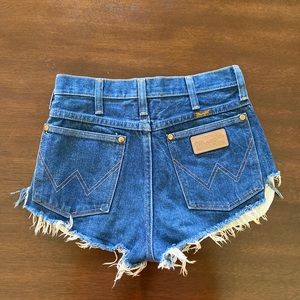 Wrangler Cutoff Shorts!